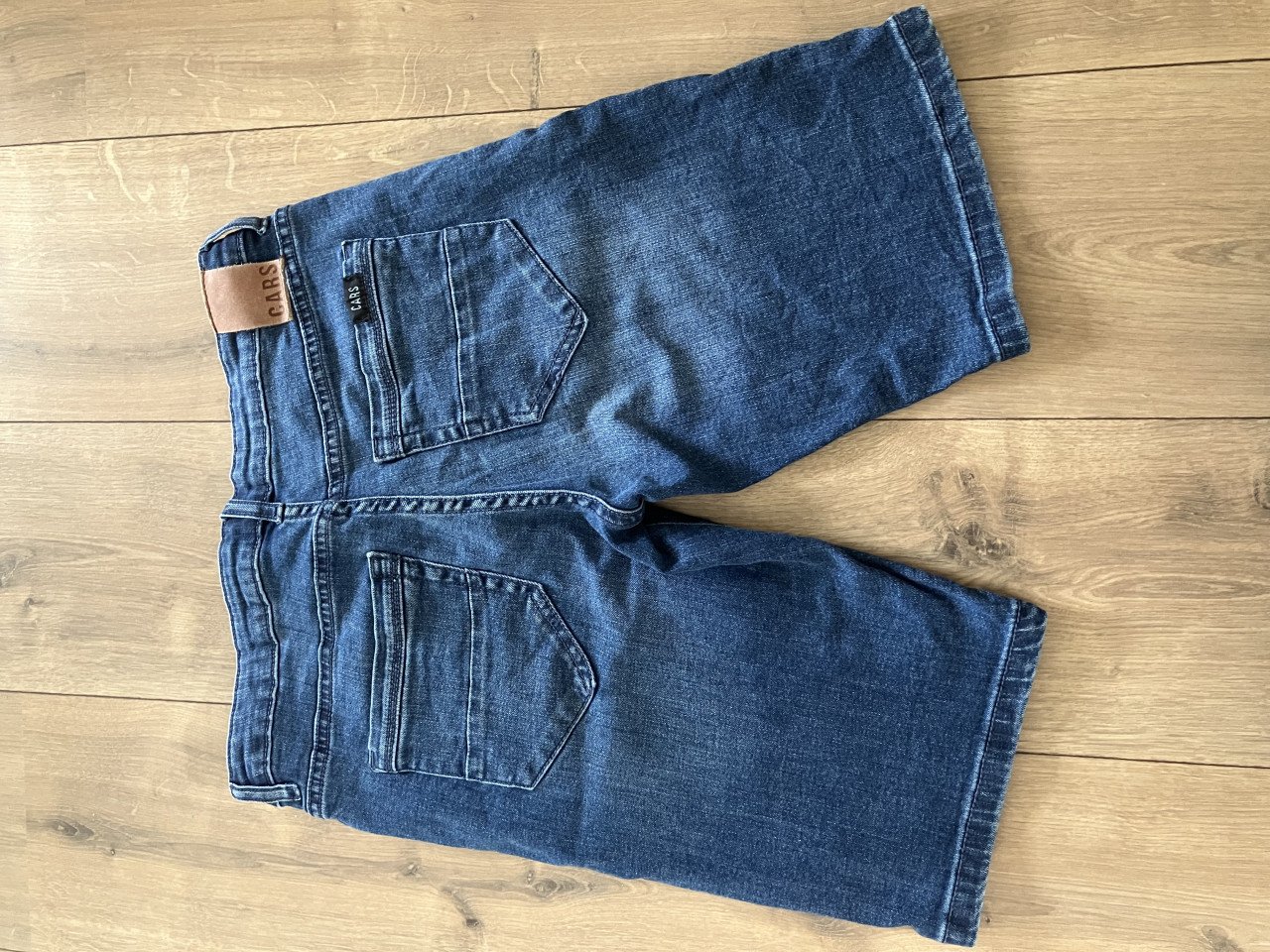 Te koop jongens korte jeans CARS maat 16