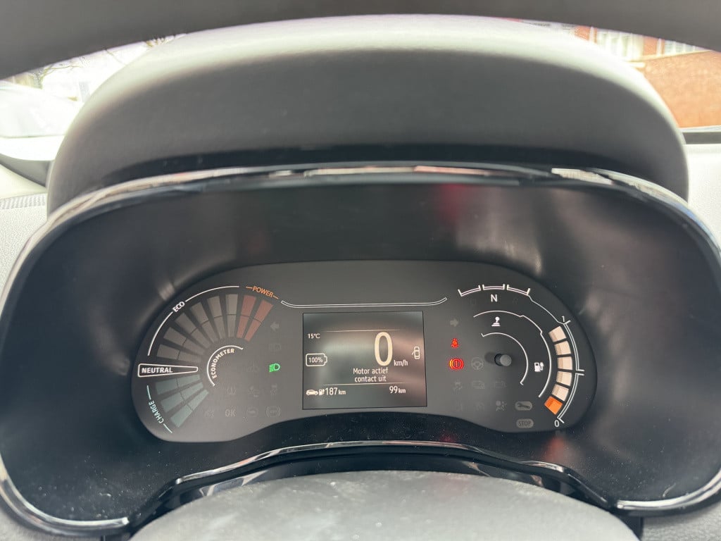 Dacia Spring essential 27 kwh - demo / reservewiel