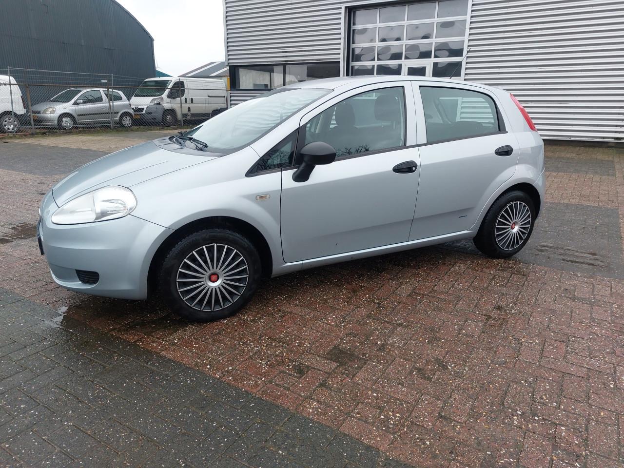 Fiat punto bj 2008 2250 euro