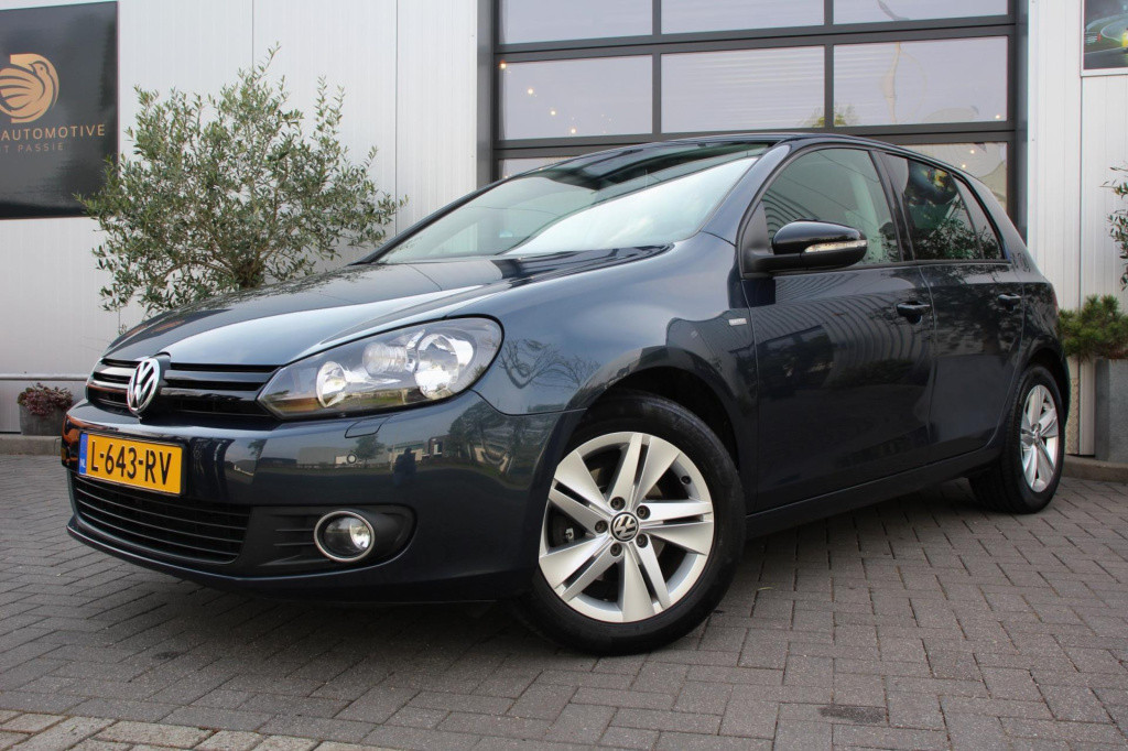 Volkswagen Golf 1.2 tsi match - half leder - nieuwe distr ketting - stoelve