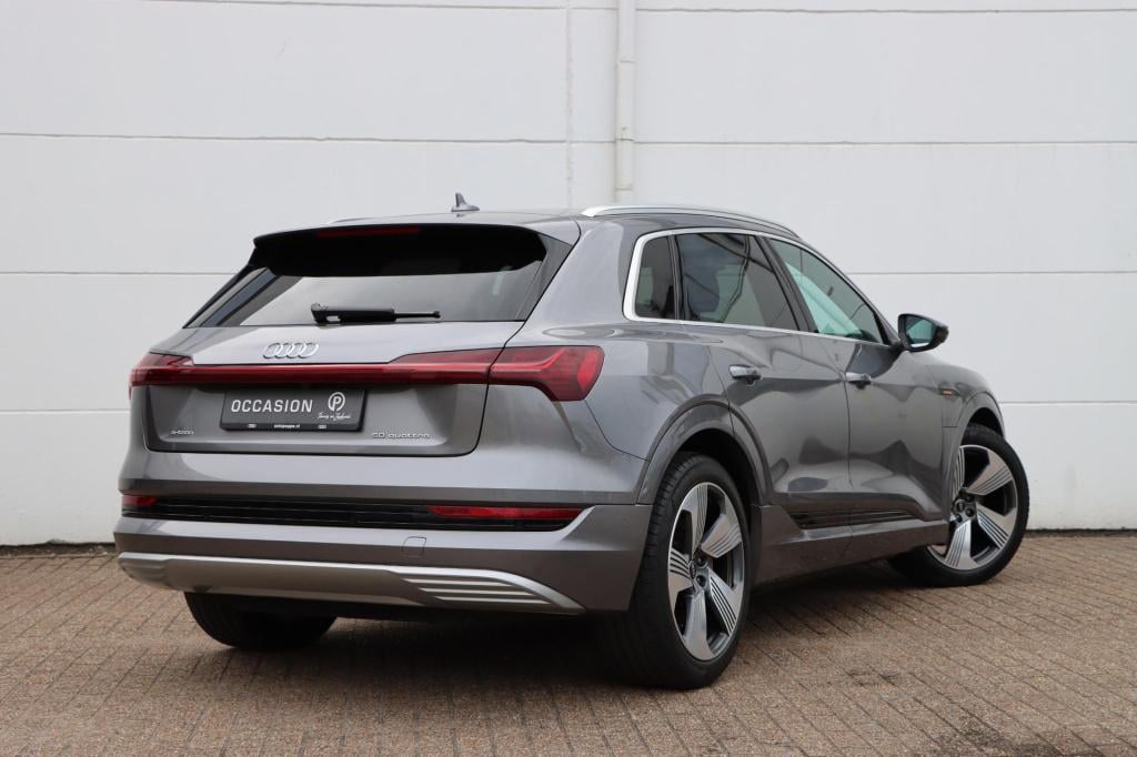 Audi E-tron 50 quattro advanced edition plus 71 kwh | soh 95,1% |