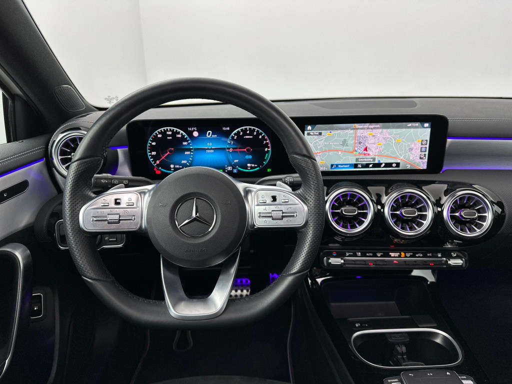 Mercedes-Benz A-Klasse 250 e amg pano sfeer camera night pakket