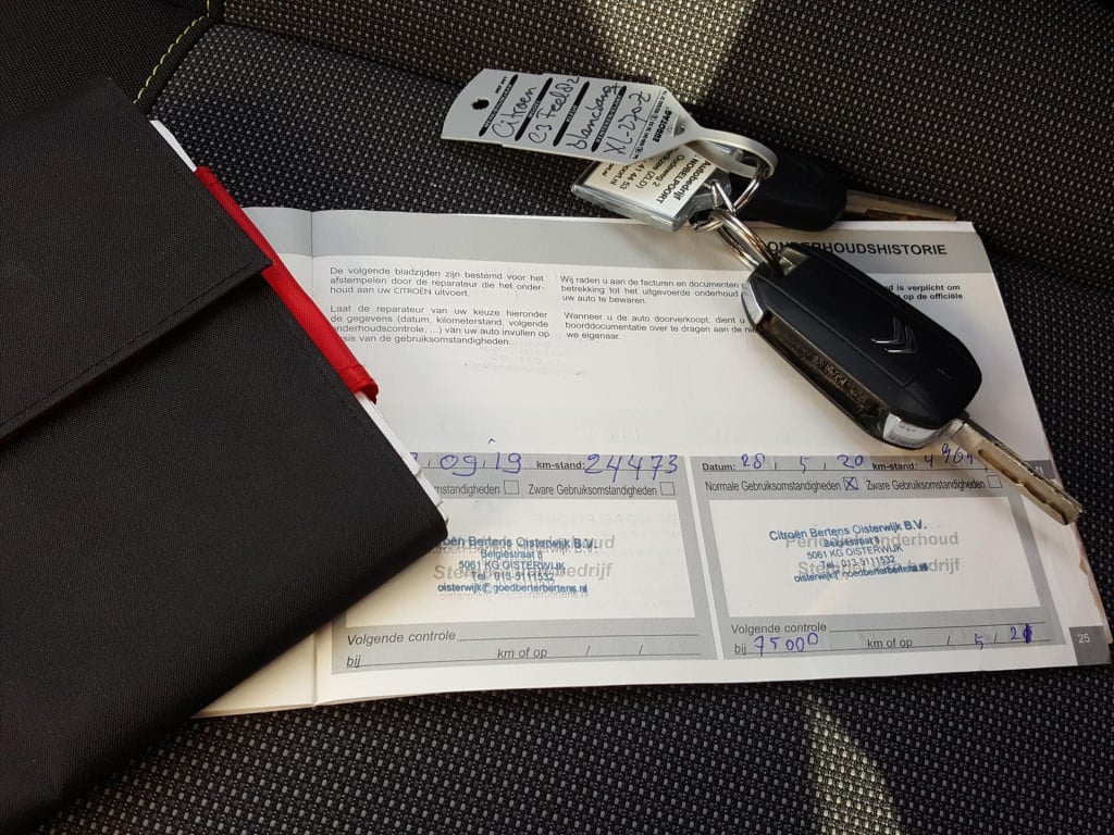 Citroen C3 1.2 puretech 82pk s&s feel navigatie | trekhaak | cruise & clima
