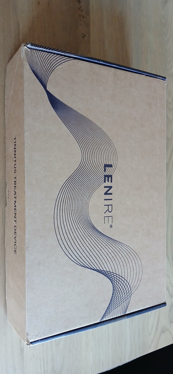 Tinnitus treatment device. Lenire.