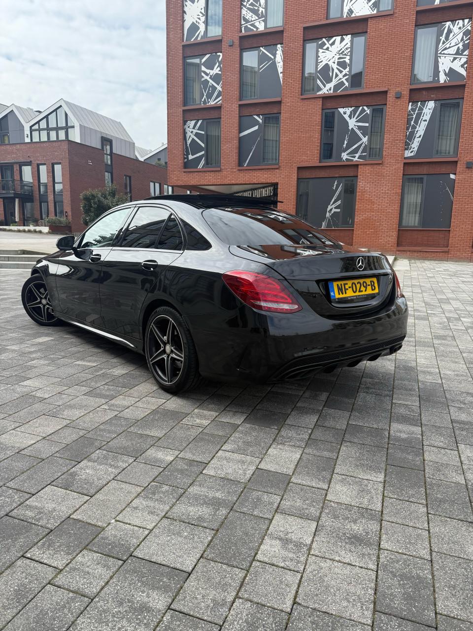 Mercedes-Benz C-Klasse C180 AMG Aut7 2017 NAP