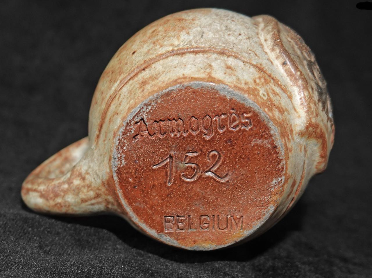 Armogres studio pottery, België, zeldzame beker/pul no.152