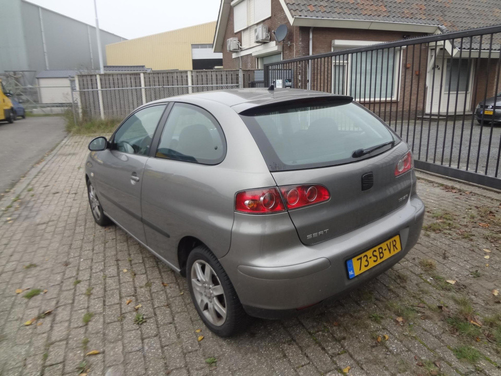 Seat Ibiza 1.4-16v stylance