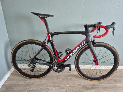 Pinarello Dogma F10 - Maat 56