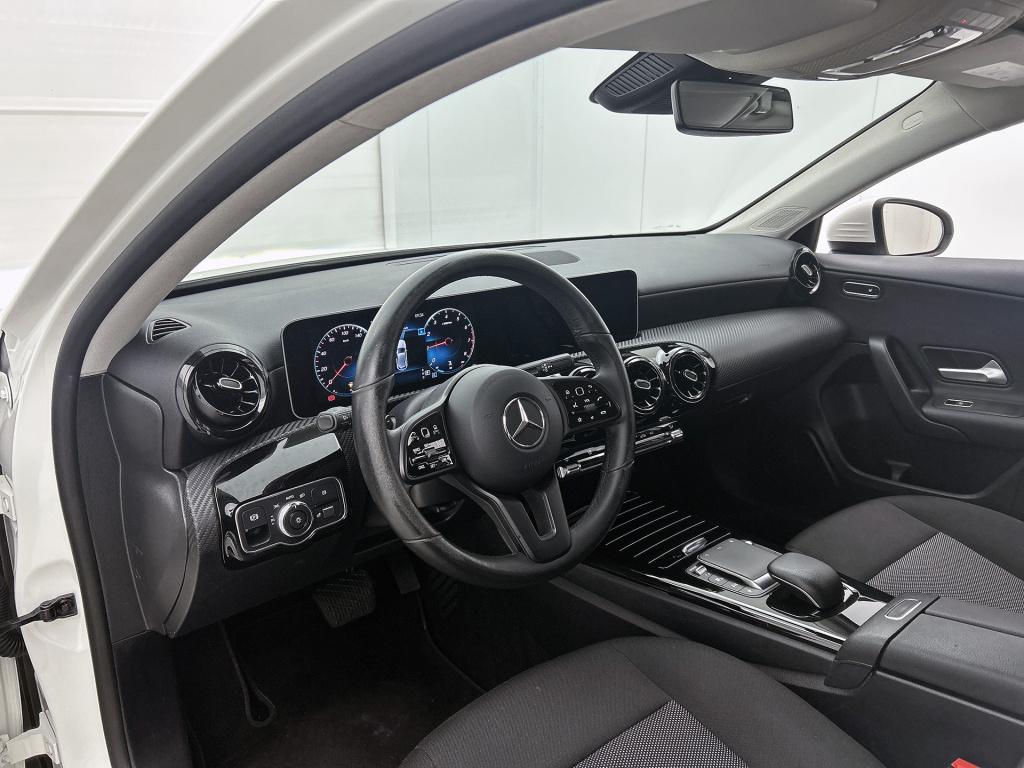 Mercedes-Benz A-Klasse 180 business solution ledkoplampen |  achteruitrijca