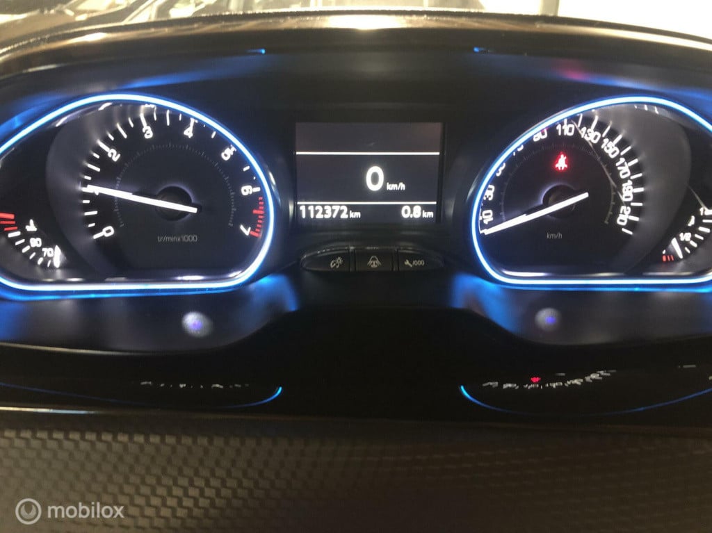 Peugeot 2008 1.2 puretech allure
