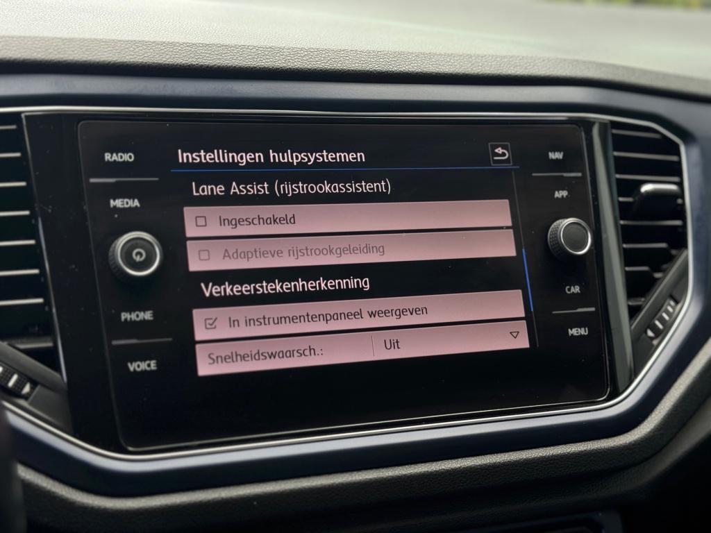Volkswagen T-roc 1.5 tsi sport business r * carplay * stoelverwarming * led