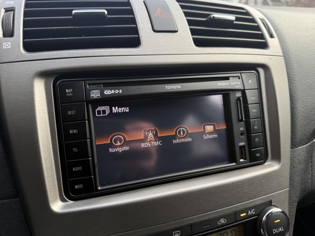 Toyota Avensis wagon 1.8 vvti business