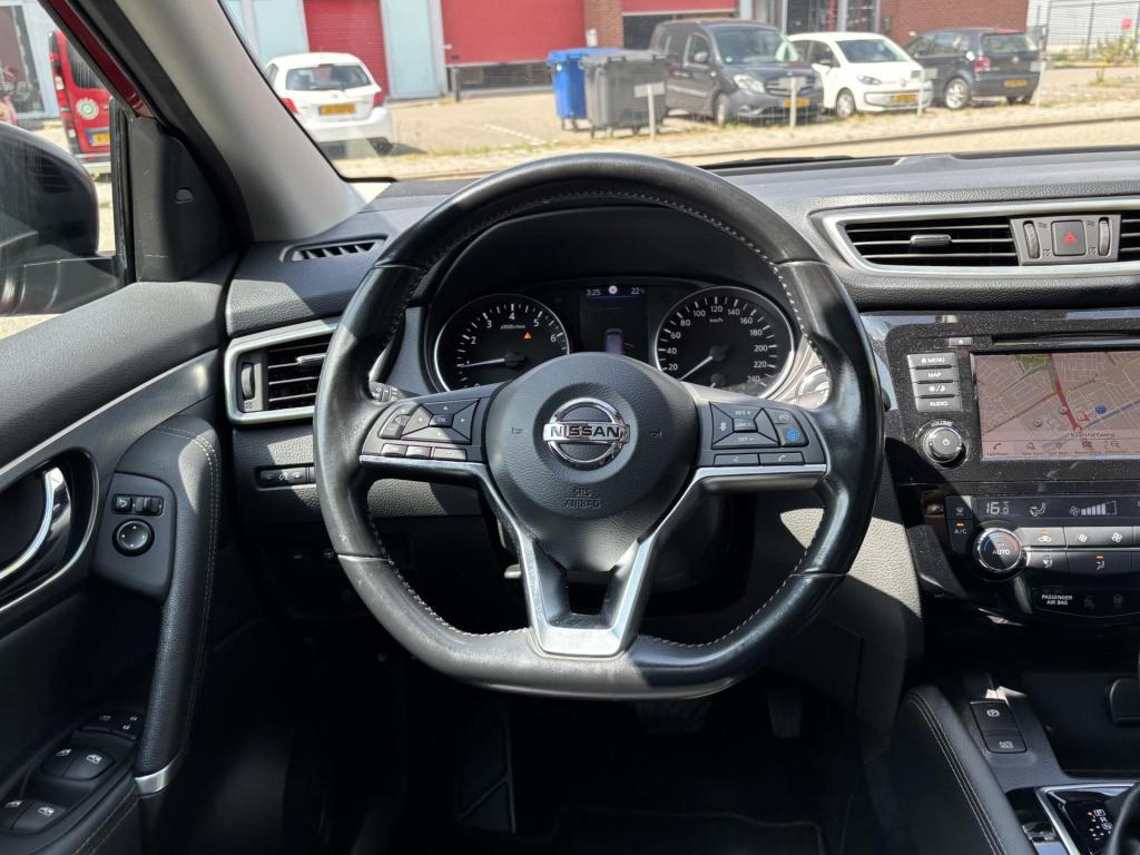 Nissan Qashqai 1.3 dig-t tekna incl. trekhaak!