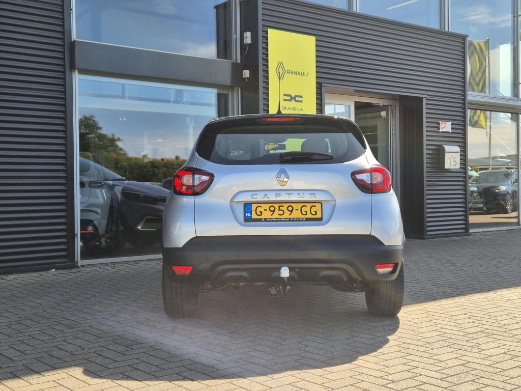 Renault Captur tce 90 limited trekhaak, p-sensoren, navigatie, bluetooth