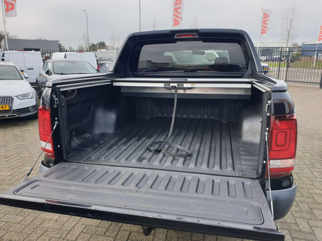 Volkswagen Amarok 3.0 tdi v6 4motion dark label