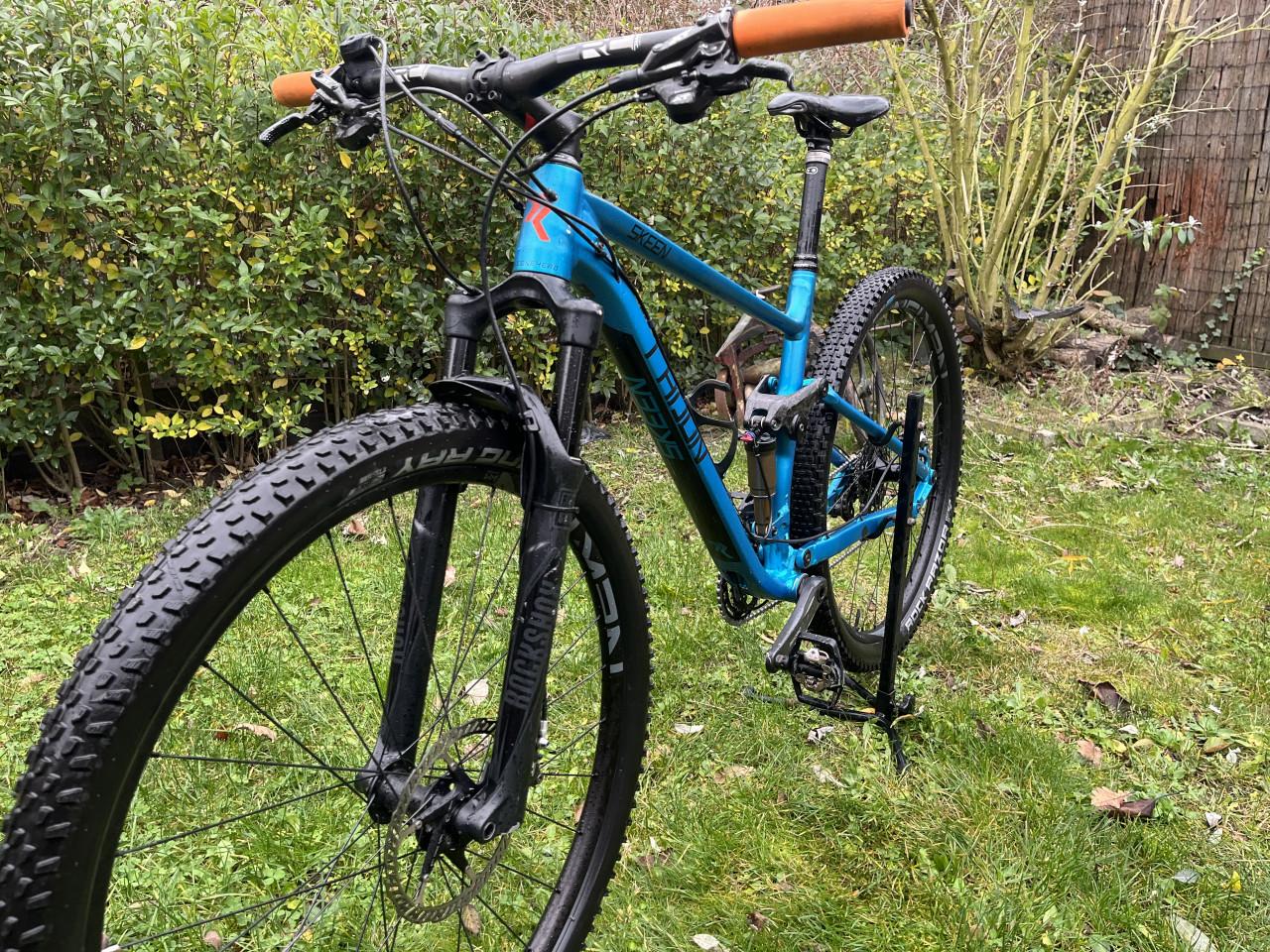 Radon Skeen (maat: medium) Full suspension