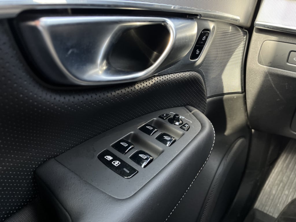 Volvo XC90 2.0 t8 recharge awd ultimate dark | luchtvering | bowers & wilki