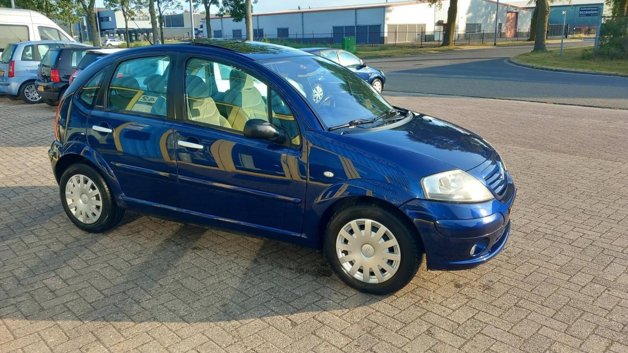 Citroen C3 1.6 16v Exclusive 5deurs bj:2005 airco panoramadak