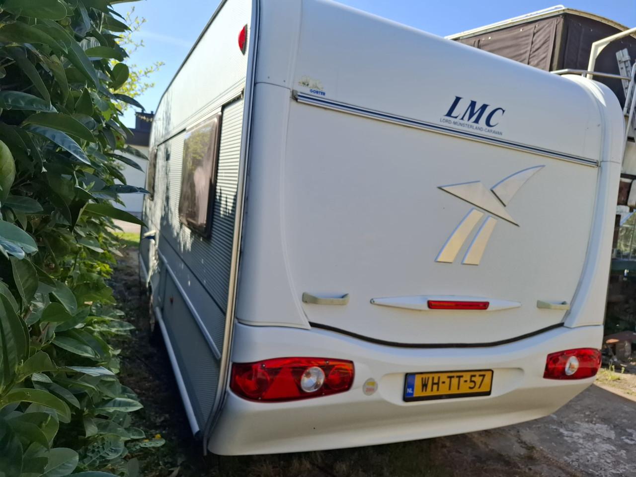 LMC 510 dominant caravan