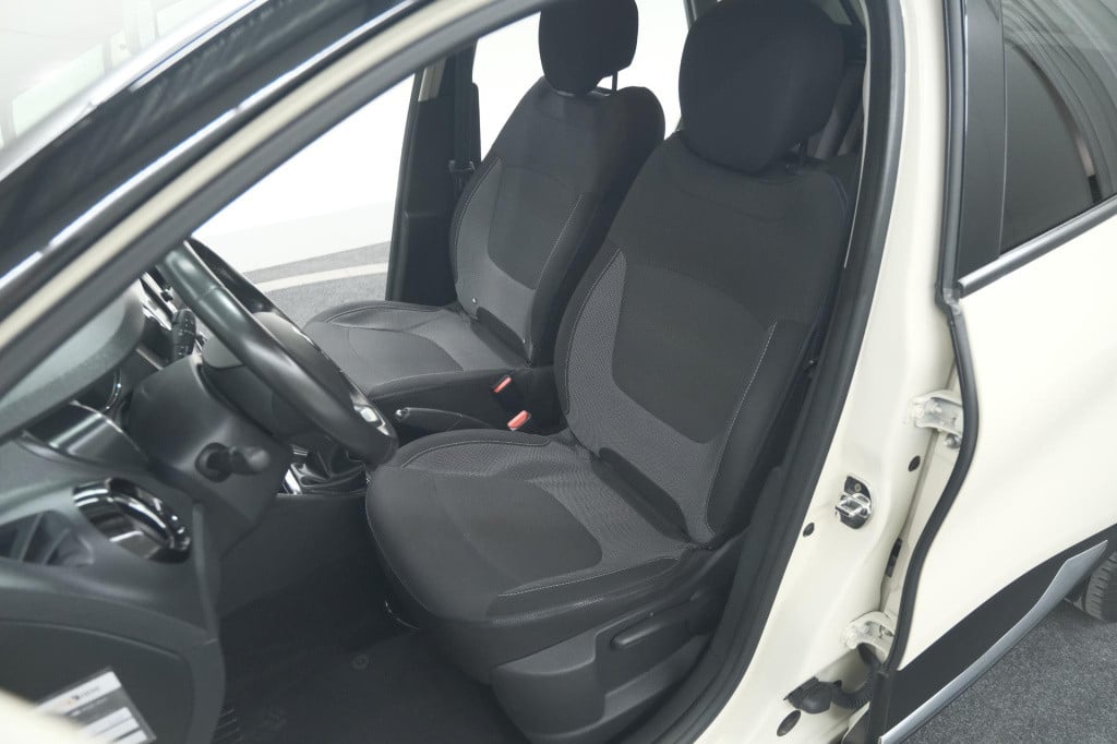 Renault Captur tce 90 dynamique | parkeersensoren | navigatie | climate con