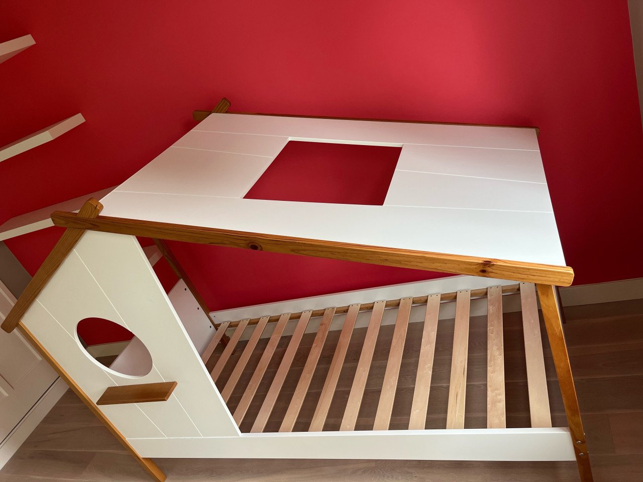 Kinderbed huisbed slaaphuis 90x200