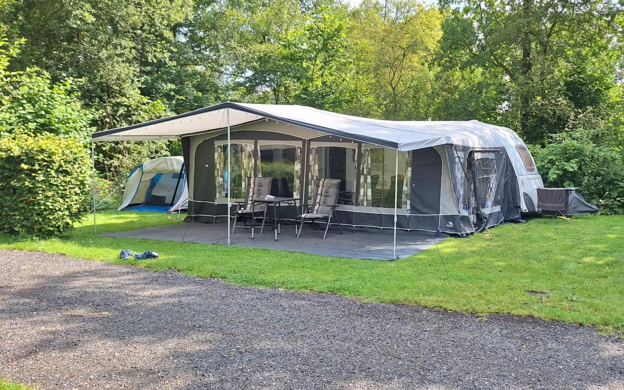 Caravan Knaus Südwind tandemasser uit 2007