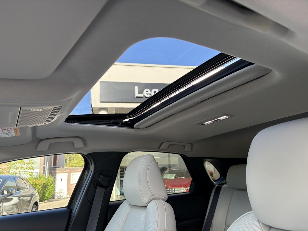 Mazda Cx-30 2.0 sa-x awd luxury sunroof trekhaak i-activesense