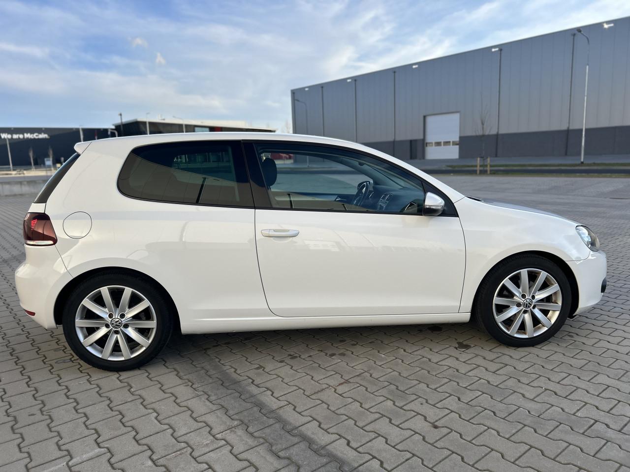 Volkswagen Golf 1.4 TSI R-LINE|CRUISE CONTR|CARPLAY|STOELV|