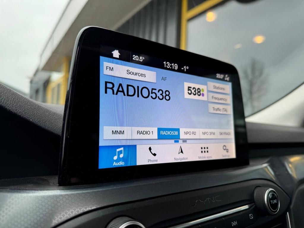 Ford Focus wagon 1.0 ecob. active bns | pano | led | bovag