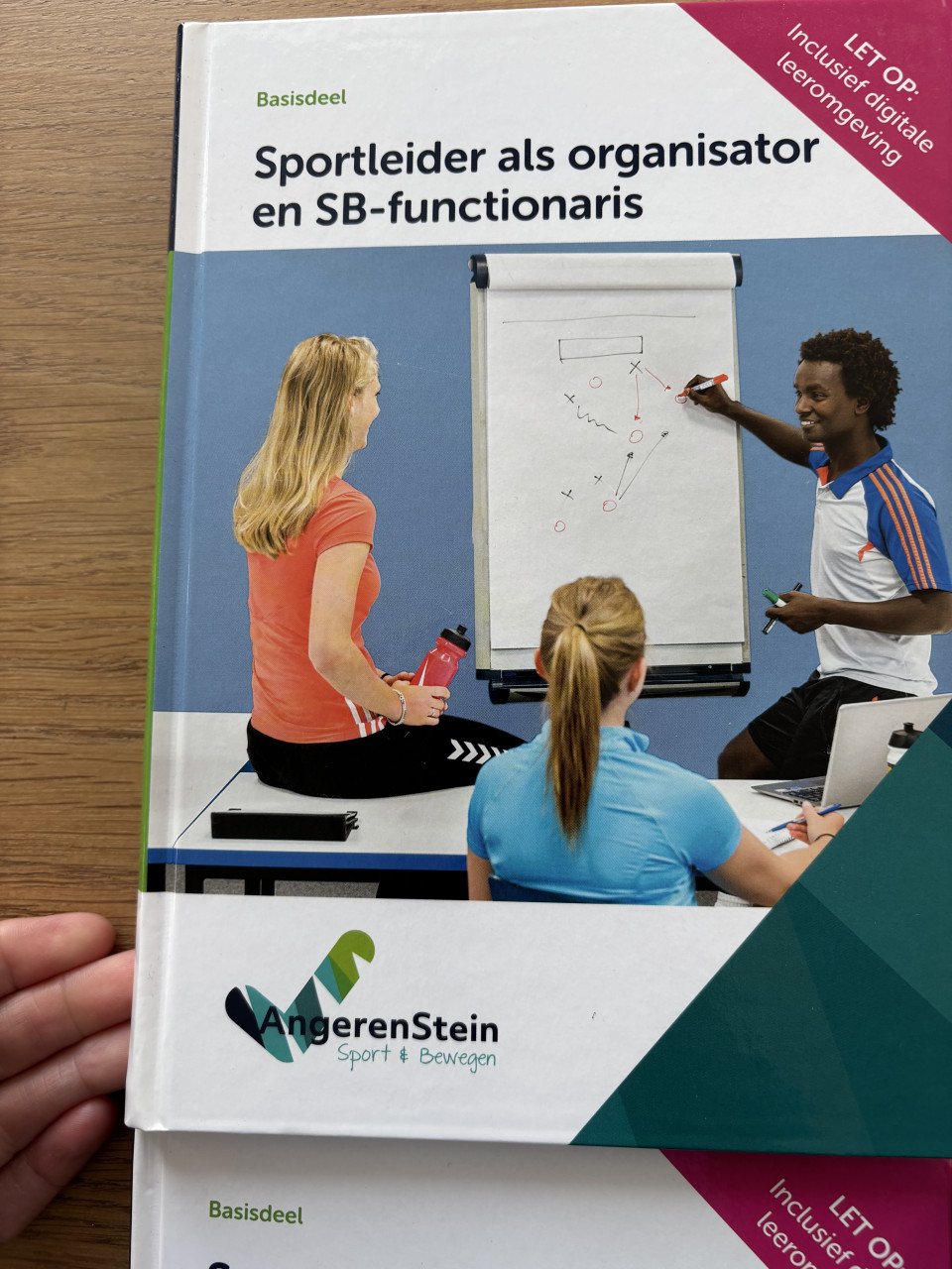 Boeken Cios coördinator buurt onderwijs en sport