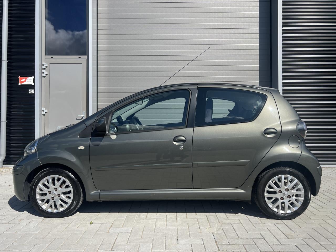 Toyota Aygo 1.0-12V Aspiration Green