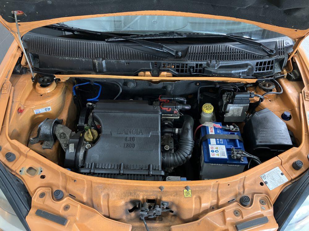 Lancia Ypsilon 1.2 16V MomoDesign