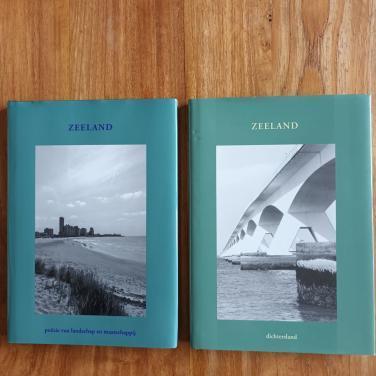 2 boekjes: Zeeland poëzie en Literaire sporen