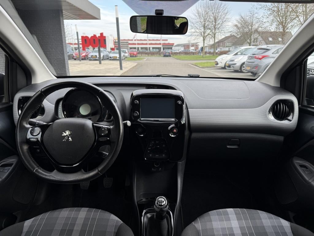 Peugeot 108 1.0 e-vti allure // apple carplay // android auto //