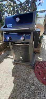 BBQ Weber Spirit E-210 Classic Black