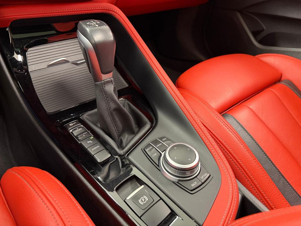 BMW X2 xdrive25e m-sport x | panoramadak | memory stoelen | head-up-display