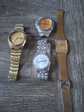 4 seiko horloges