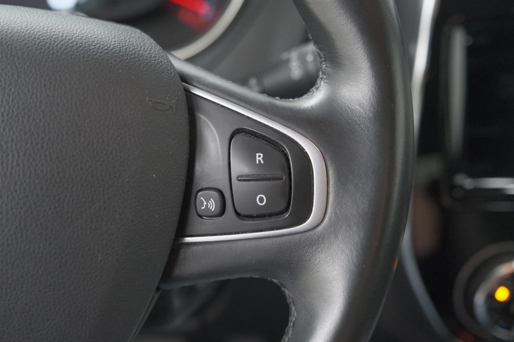 Renault Captur tce 120 intens | camera | dodehoekdetectie | navigatie | sto