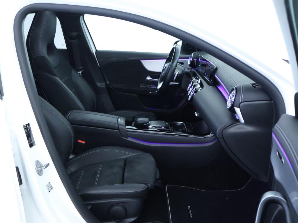 Mercedes-Benz A-Klasse 250 e premium plus | amg line | panoramadak | sfeerv