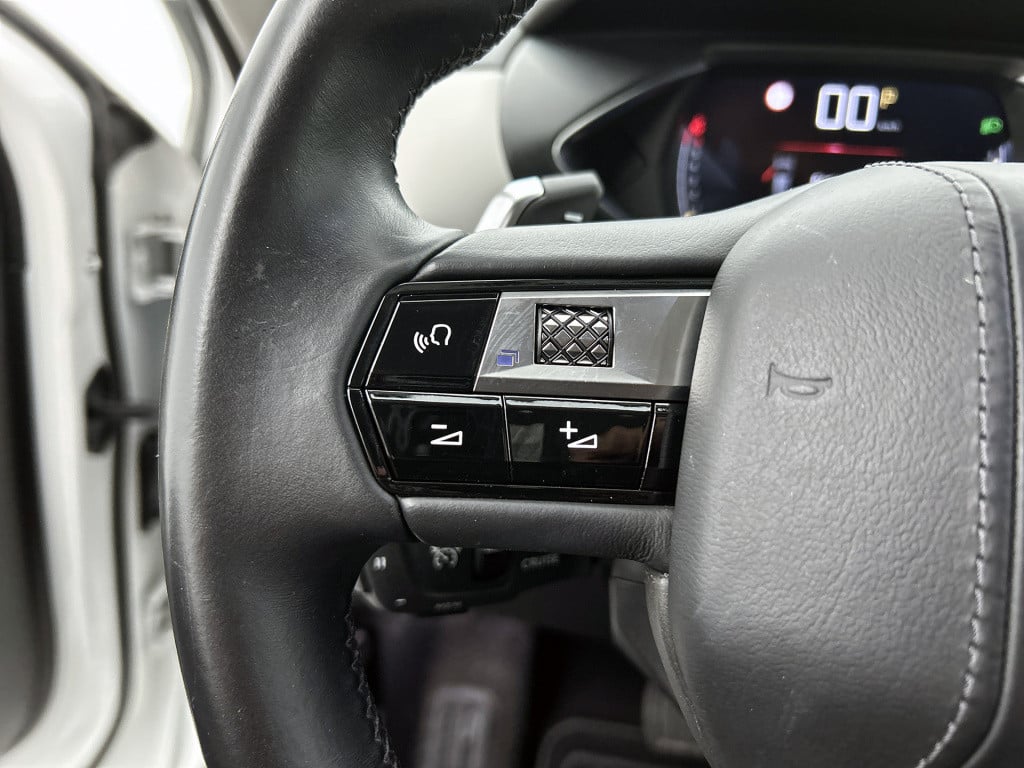 Ds Ds 3 crossback 130pk automaat rivoli | matrix led | navigatie | stoelver