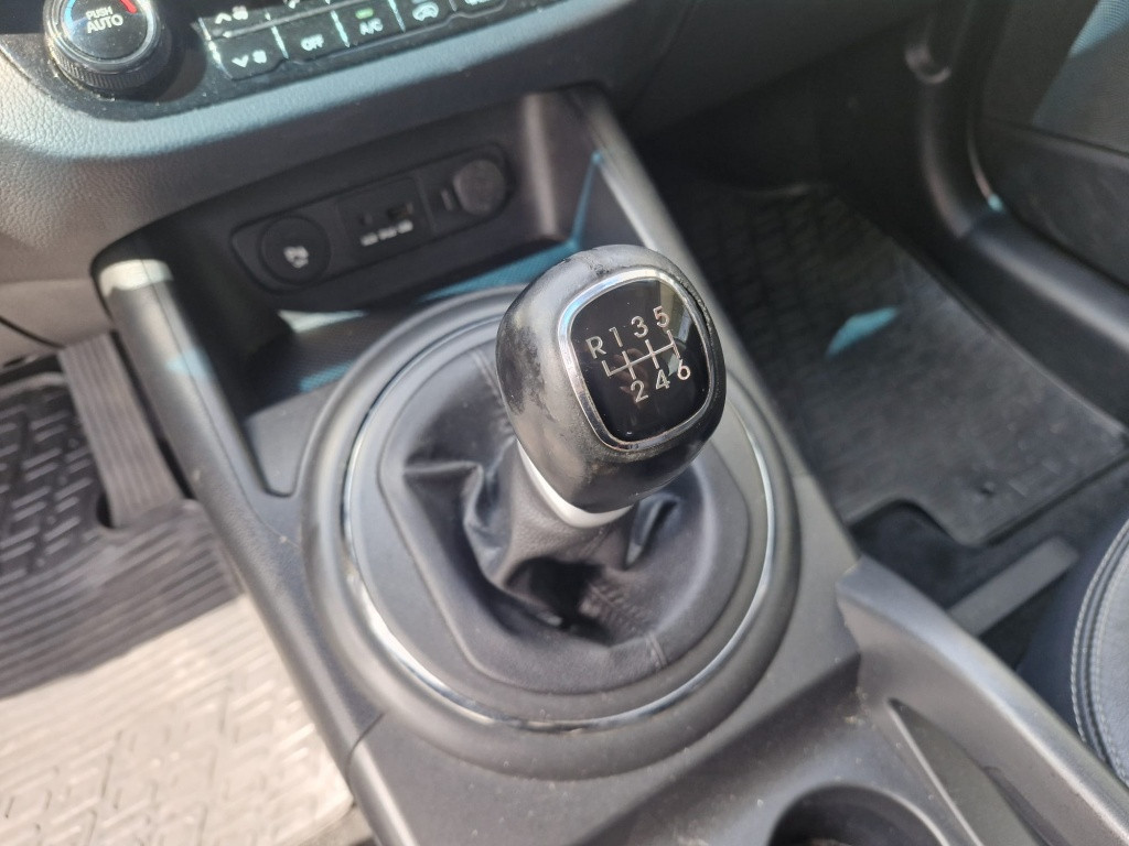 Kia Sportage 1.6 gdi x-ecutive plus