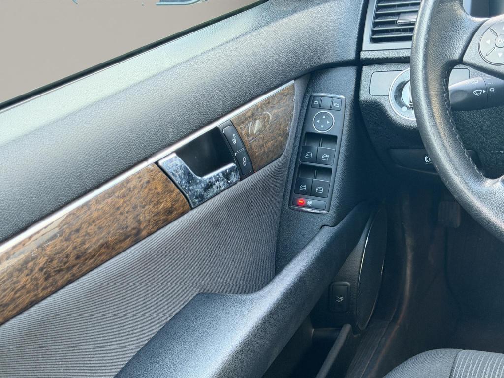 Mercedes-Benz C-Klasse 200 k 1 jaar apk