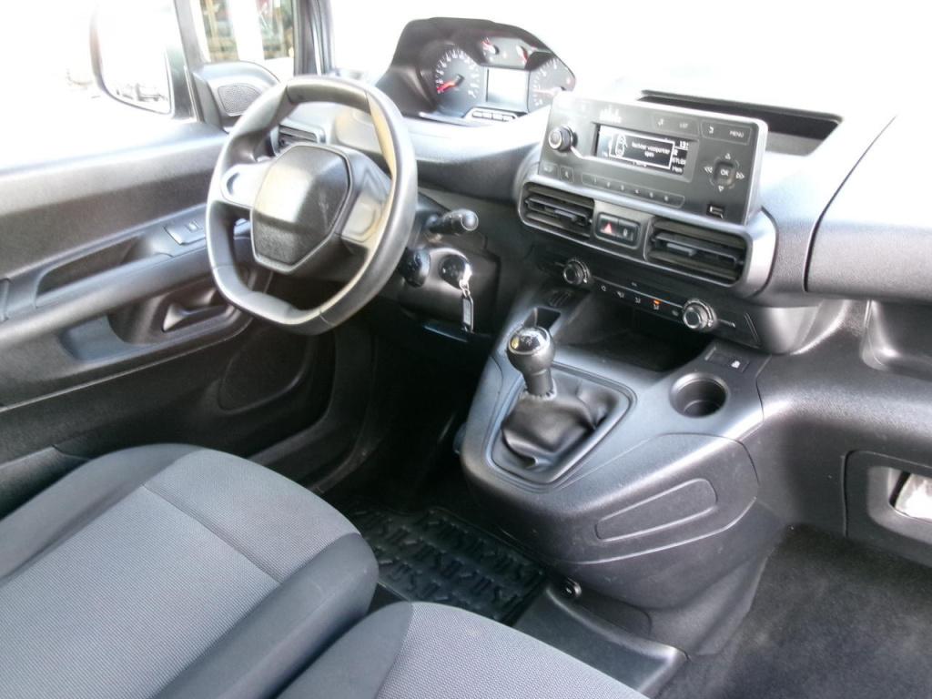 Peugeot Partner 1.5 bluehdi 75 airco, trekhaak, 3-zits