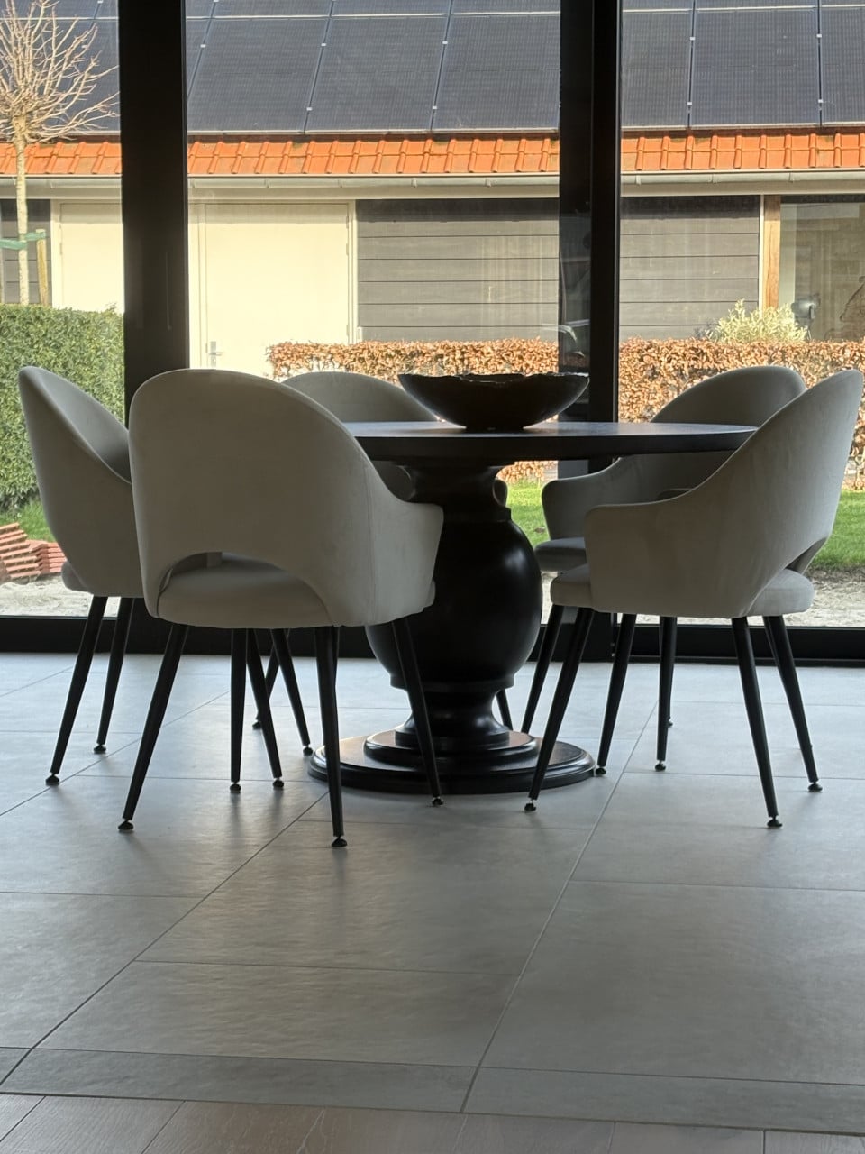 Eikenhouten eettafel zwart