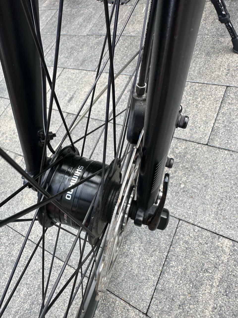 Sensa belt drive aluminium fiets