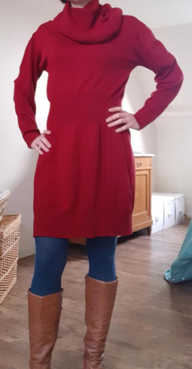 SÁBETH: Nieuw fijn gebreid trui/jurkje dieprood 100% zijde S+M+L € 280