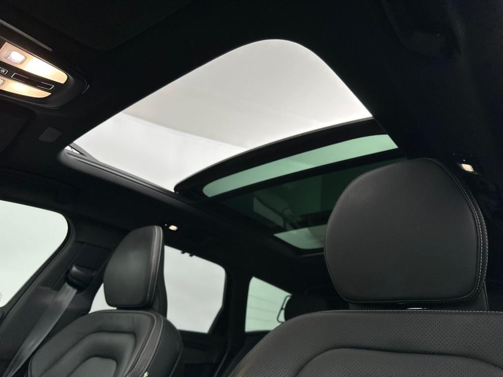 Volvo V90 t6 340pk recharge r-design| panodak| adap.cruise| camera| h&k so