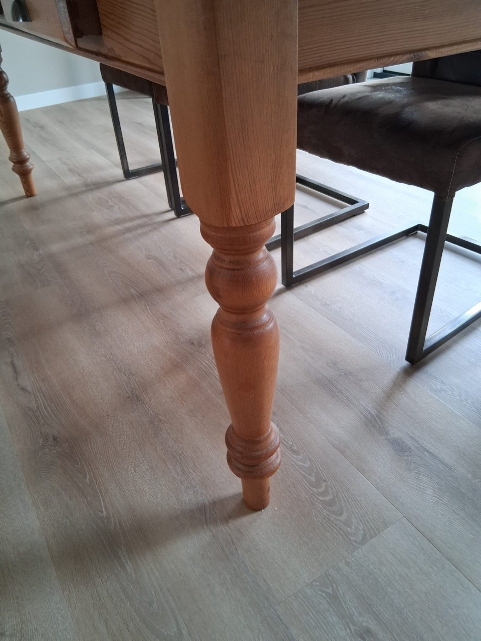 Eettafel en salontafel grenen