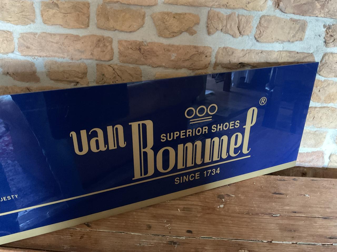 Van Bommel schoenen reclamebord