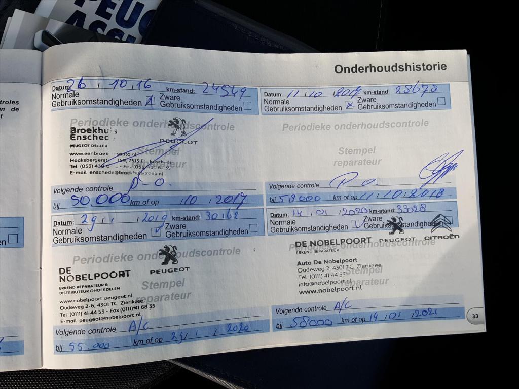 Peugeot 208 envy 1.2 vti 82pk 5d navigatie | cruise & climate control | par